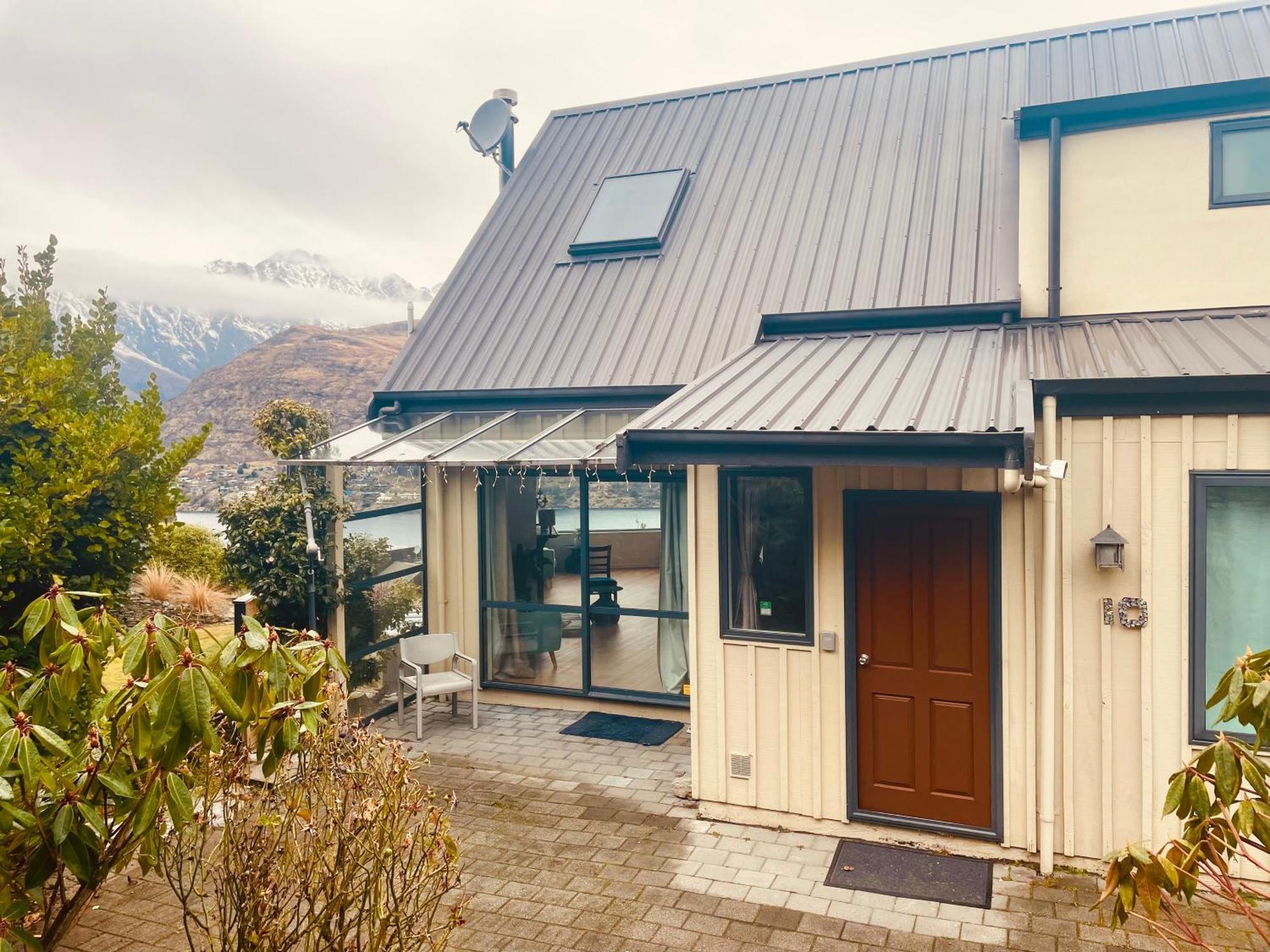 Ming'S Lakeside Goldleaf Suites Queenstown Zewnętrze zdjęcie