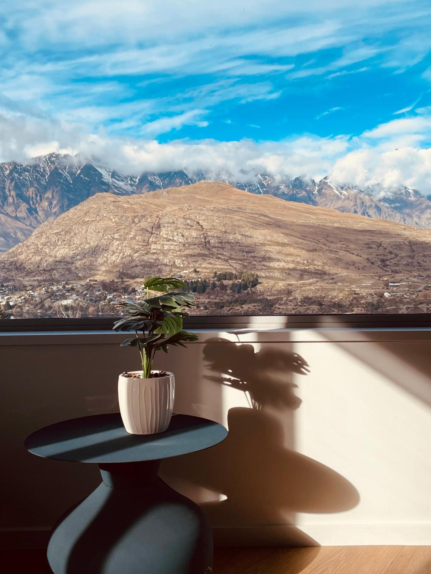 Ming'S Lakeside Goldleaf Suites Queenstown Zewnętrze zdjęcie