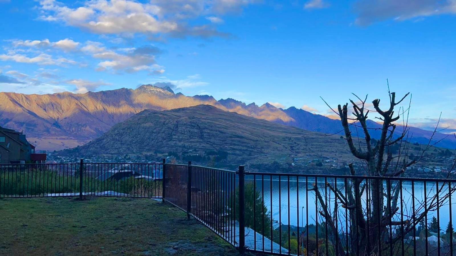 Ming'S Lakeside Goldleaf Suites Queenstown Zewnętrze zdjęcie
