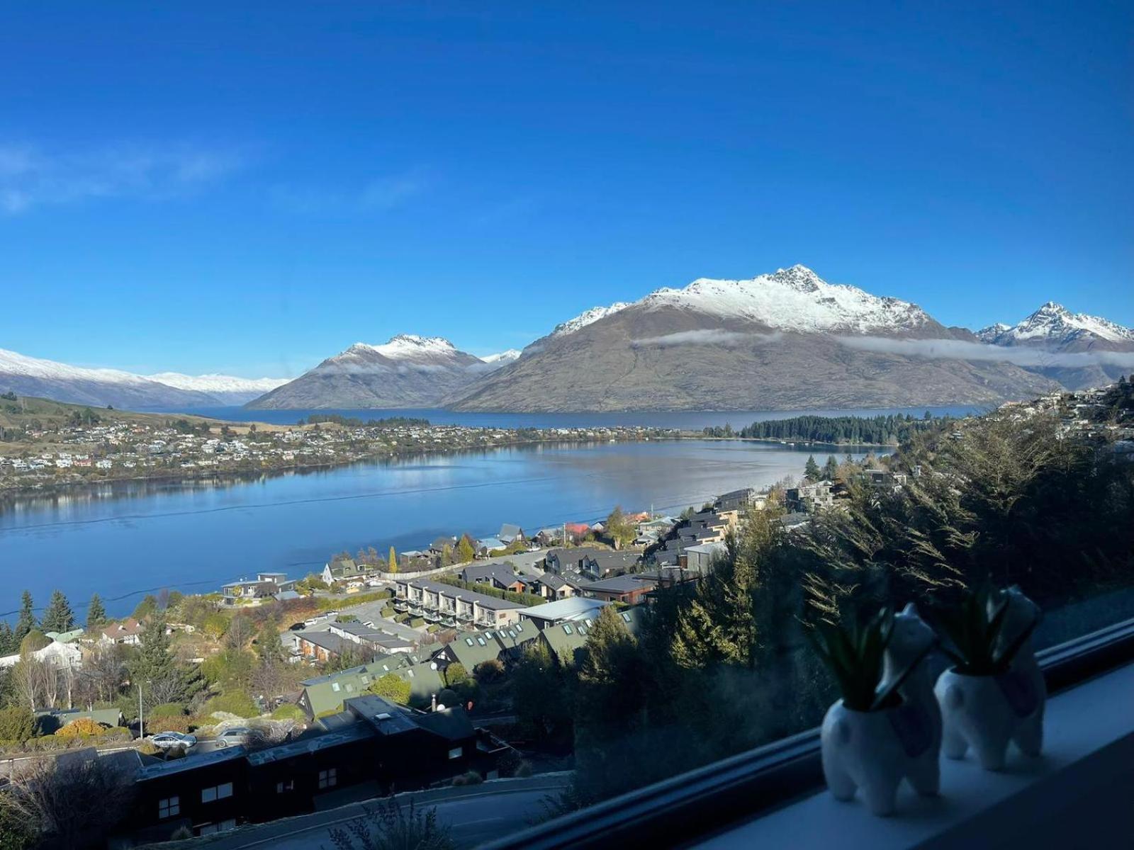 Ming'S Lakeside Goldleaf Suites Queenstown Zewnętrze zdjęcie